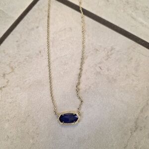 Elegant Gold and Blue Pendant Necklace